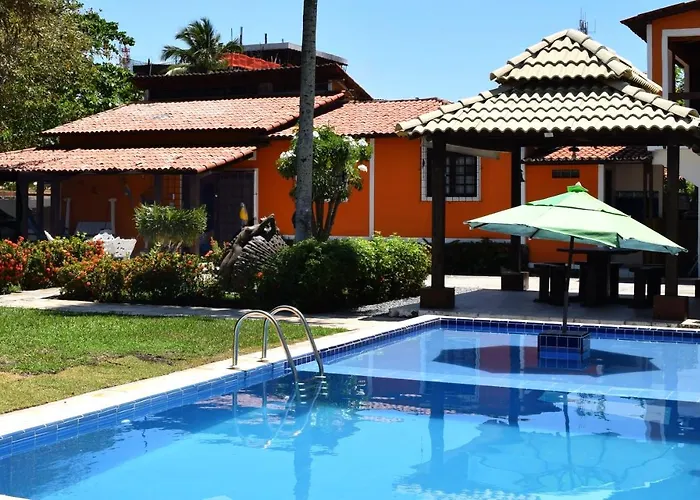 Linda Casa No Centro De Porto Com Cozinheira E Piscinas